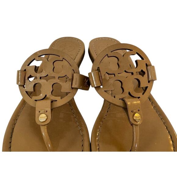 TORY BURCH Miller Signature Logo Thong Sandal Light Sand Slip Ons Women’s Size 8 - Picture 7 of 10